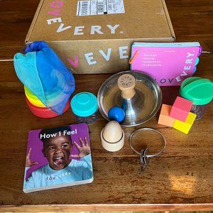 Lovevery The Explorer Play Kit Months 9-10